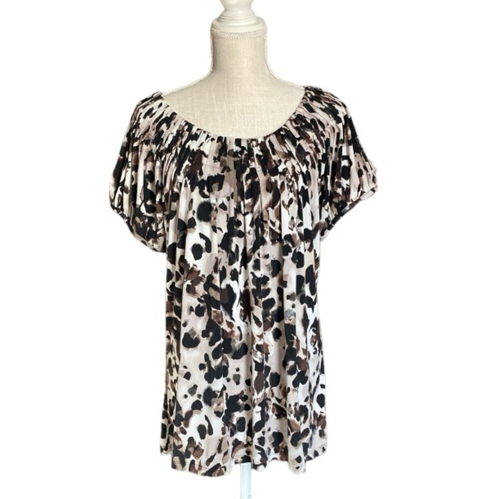 Style & Co Women’s Animal print top cap sleeves pleated round neck like new XL
